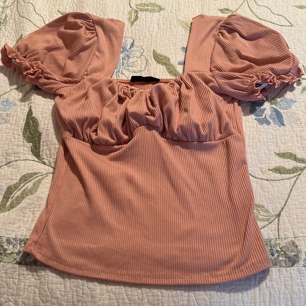 Beautiful fitted blouse